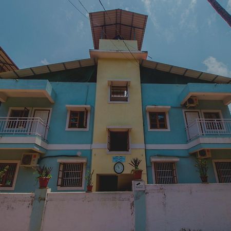 Collection O Holy Cross Home Stays Oud Goa Buitenkant foto